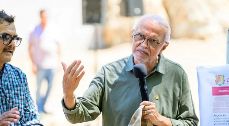 Miguel Ángel Navarro supervisa y entrega obras por más de 52.9 millones de pesos en Tepic