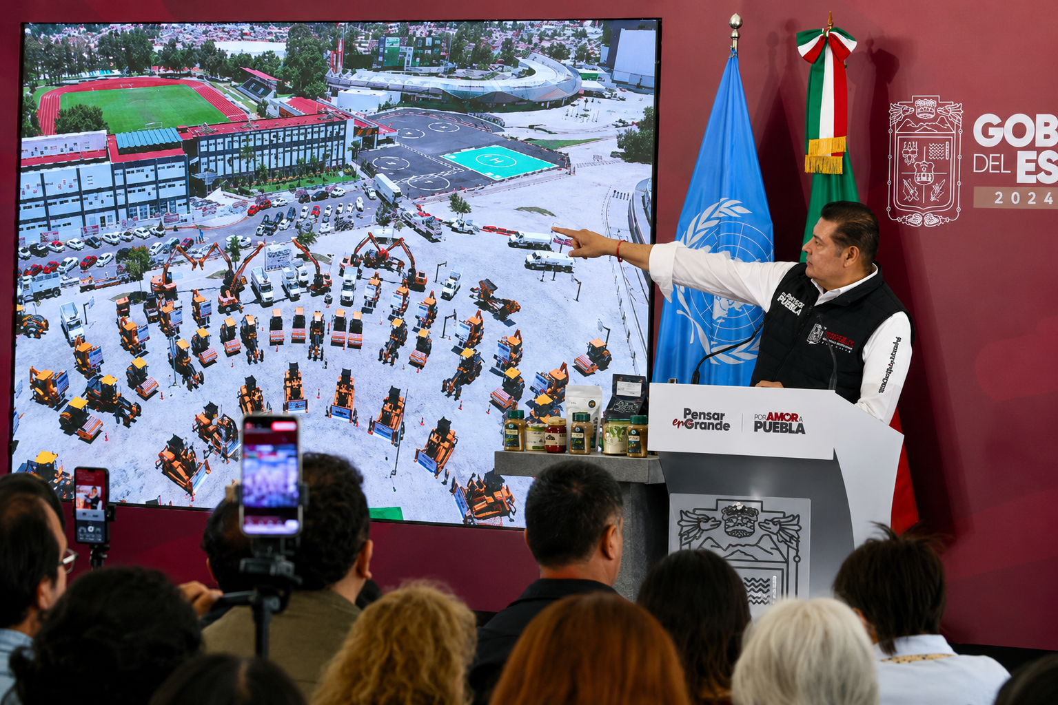 Gobierno de Puebla impulsa programa histórico de pavimentación y rehabilitación carretera