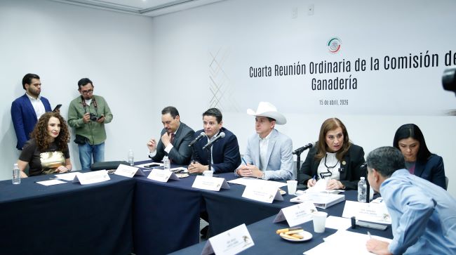 Comisión de Ganadería aprueba proyecto de reforma para promover energías renovables en actividades del campo