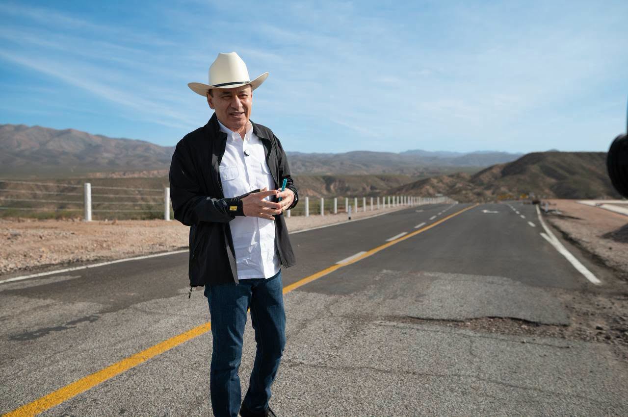 Avanza rehabilitación de carreteras en Sonora con impulso de Durazo y Sheinbaum