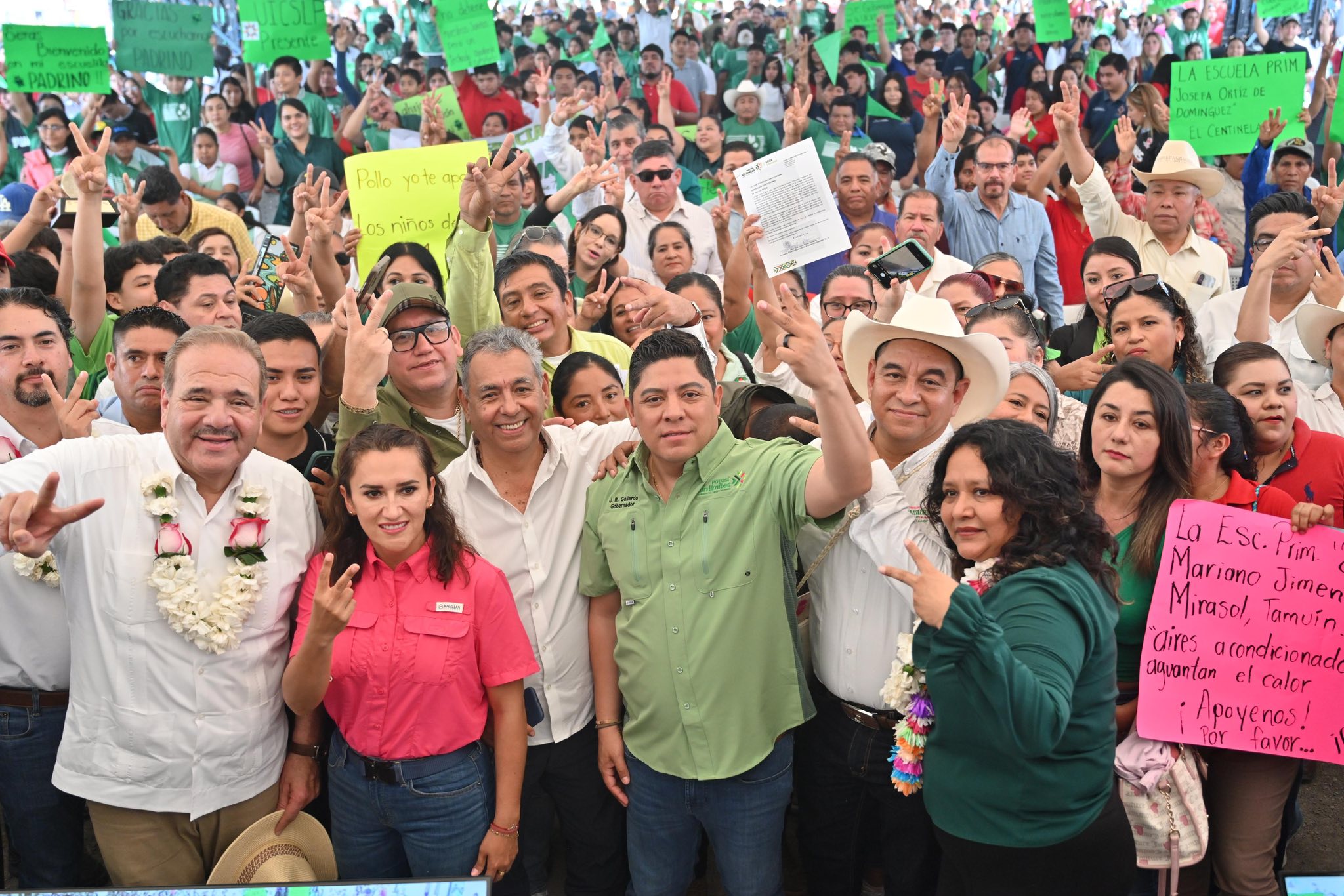 Enlista gobernador logros en su Cuarto Informe de Gobierno