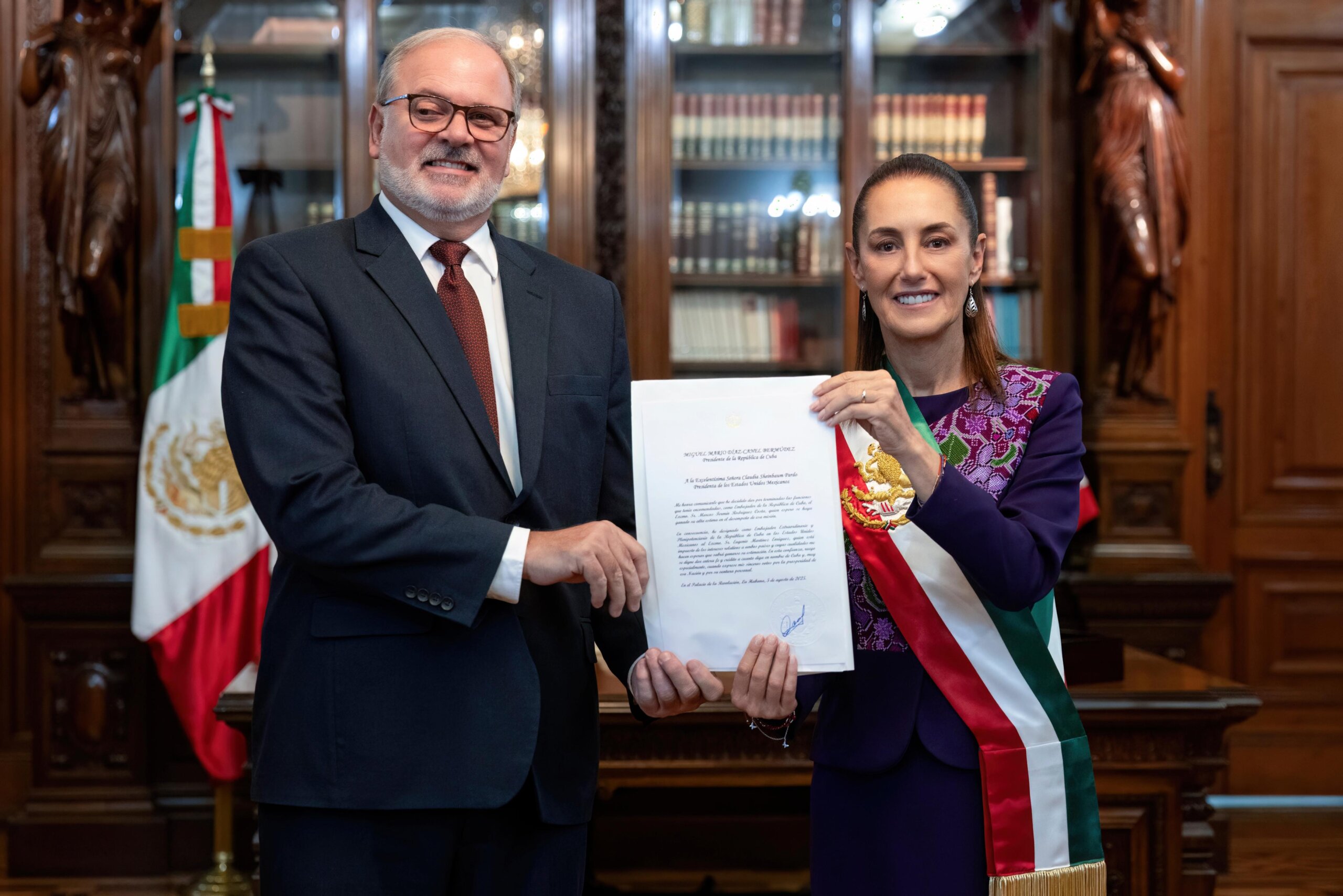 En Palacio Nacional, presidenta Sheinbaum recibe cartas credenciales de cinco embajadores