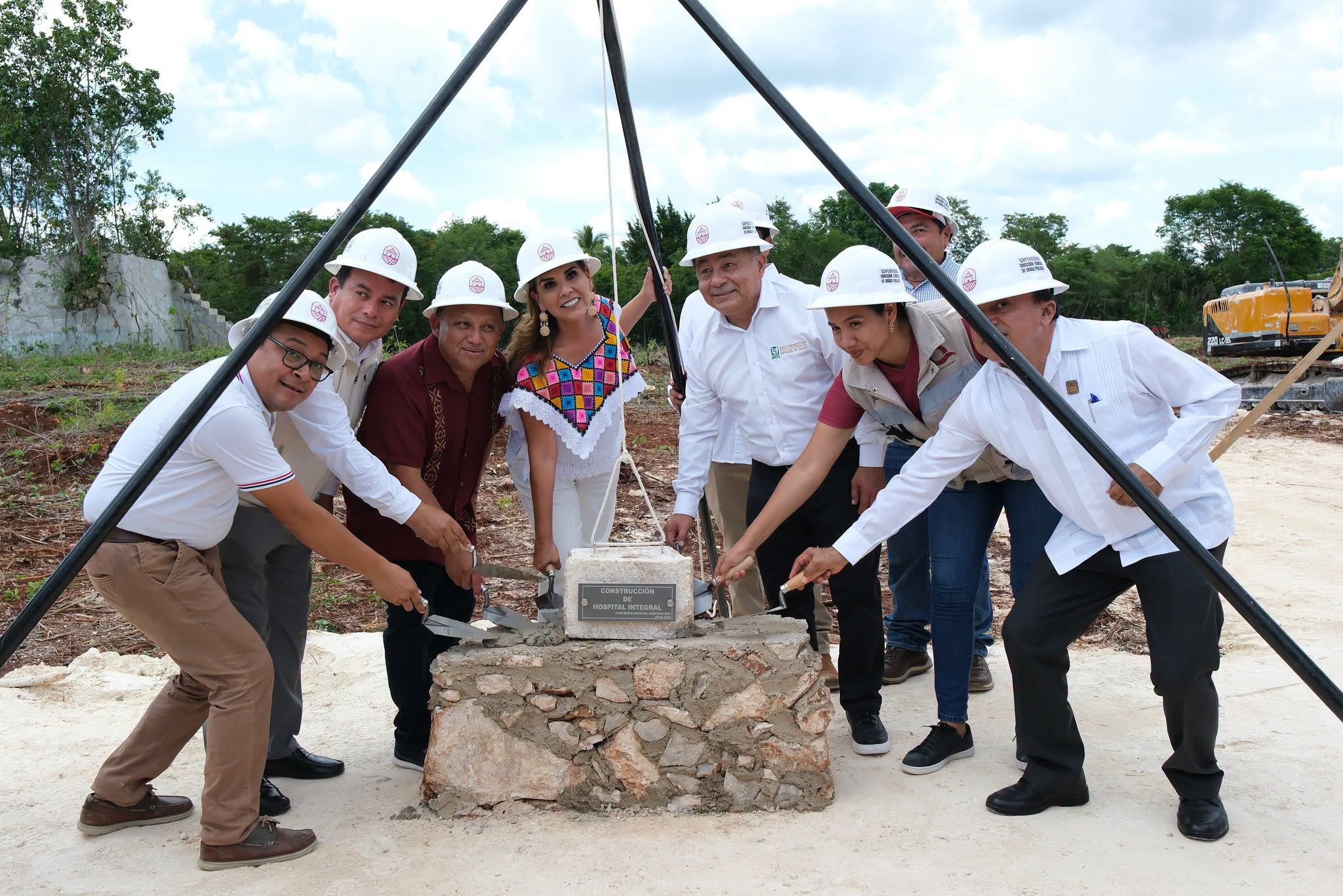 Colocan primera piedra del nuevo Hospital Integral IMSS-Bienestar en José María Morelos