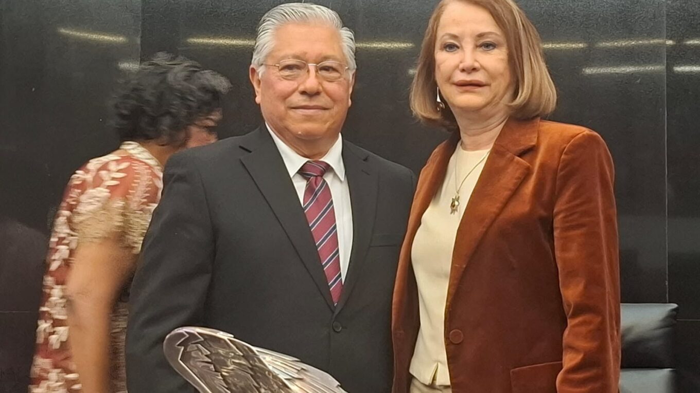 Luis Reyes Zavala: Una vida de lucha magisterial y militancia de izquierda rumbo al Senado
