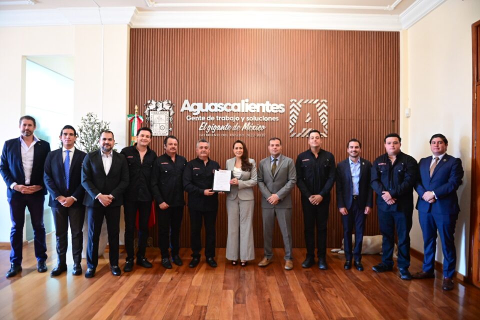 Loresa anuncia a Tere Jiménez inversión para nueva planta de producción